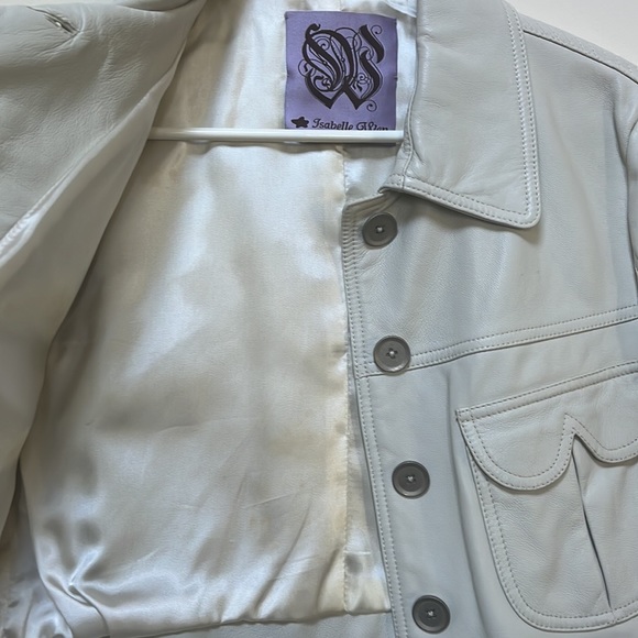 Taiwanese designer: Isabelle Wen - Picture 8 of 10